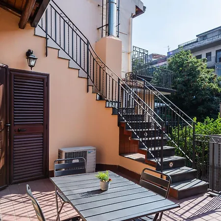 Casa Zafferana With Terrace By Wonderful Italy Lejlighed Zafferana Etnea